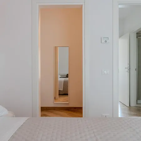 Apartment Relais Del Parco E Relais Del Parco Rosso L'Aquila