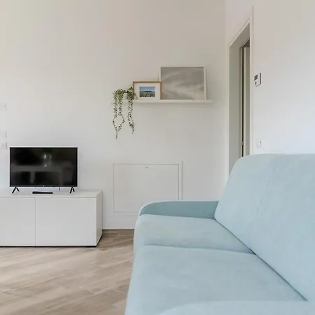 Apartment Relais Del Parco E Relais Del Parco Rosso L'Aquila