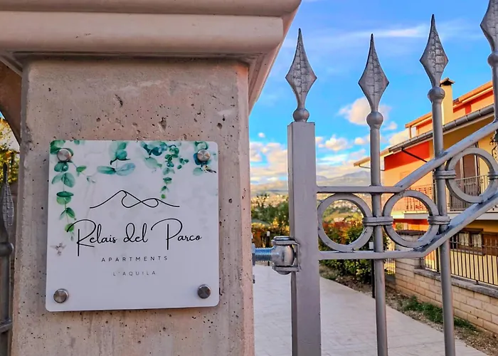 Apartamento Relais Del Parco E Relais Del Parco Rosso LʼAquila